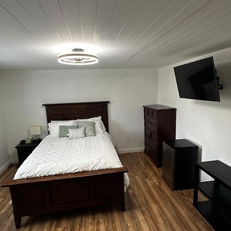 Private Room With Private Bath Rialto Bagian luar foto